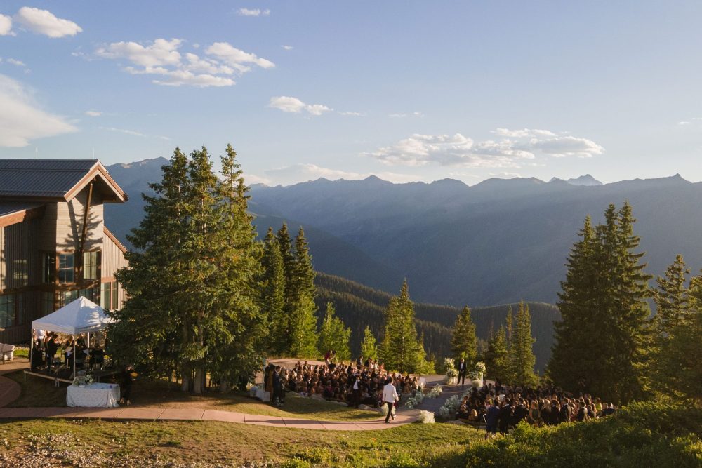 7 Essential Questions to Ask a Wedding Planner in Colorado