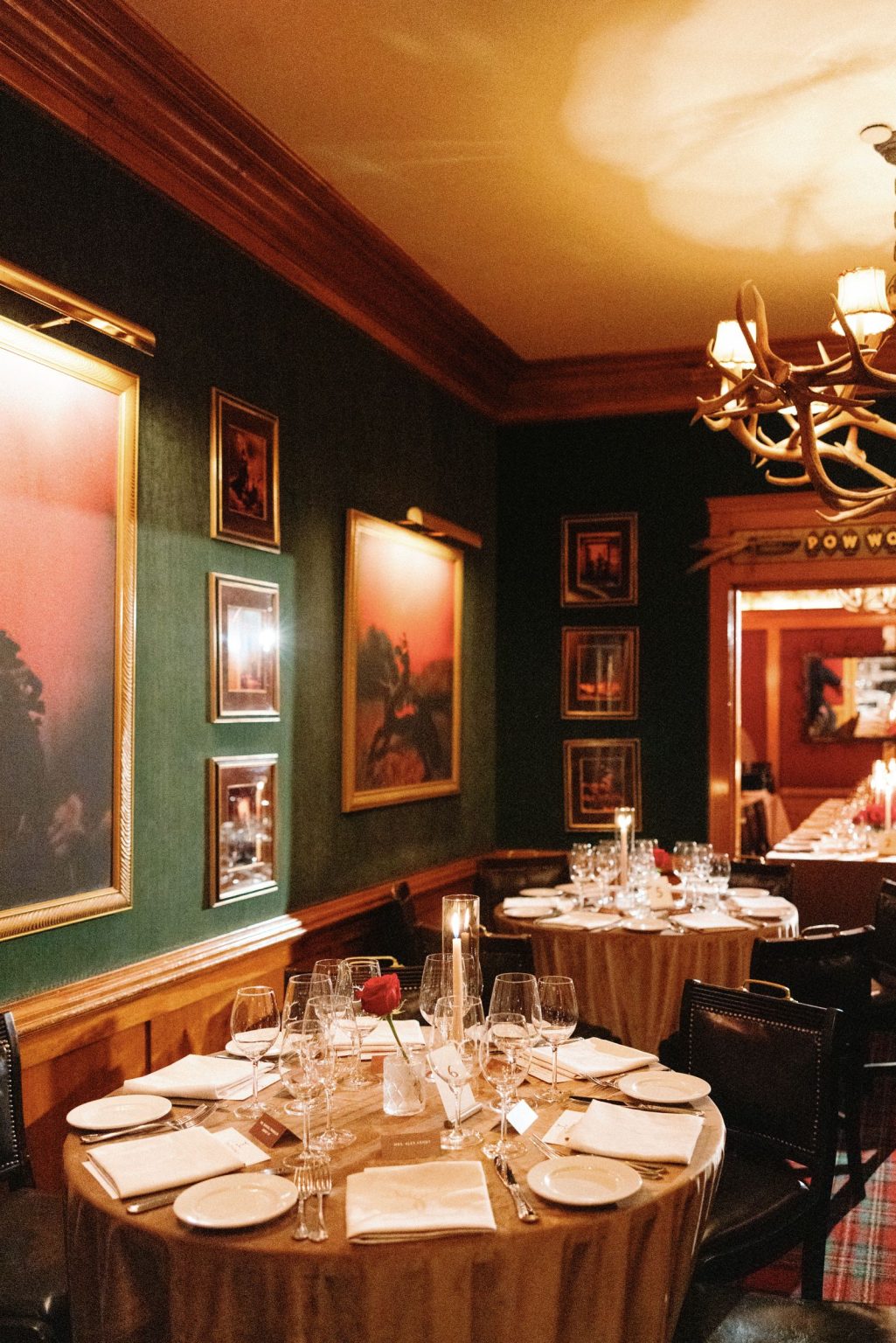 Kayla & Patrick's wedding at the Aspen Chapel and the Caribou Club: the Caribou Club dining room
