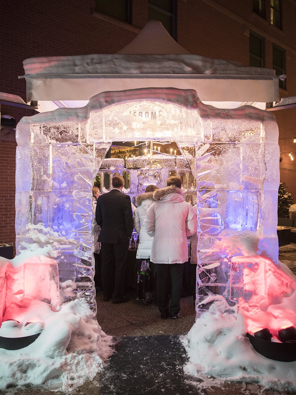 Coley & Teddy's wedding at the Aspen Chapel and Hotel Jerome: the ice sculpture at Hotel Jerome