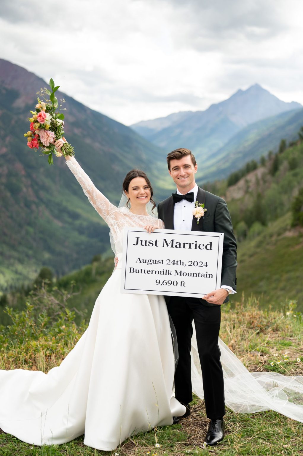 Haley and Sam's wedding day at the Cliffhouse on Buttermilk, Aspen