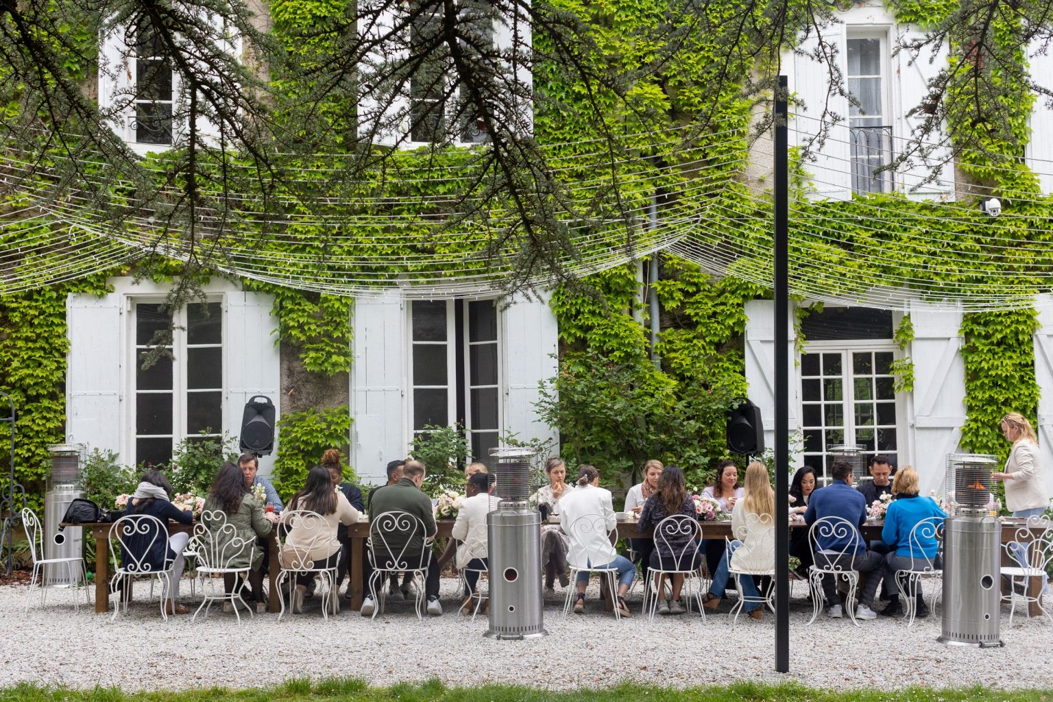 Château Saint Joseph FAM trip in the South of France: brunch on the lawn