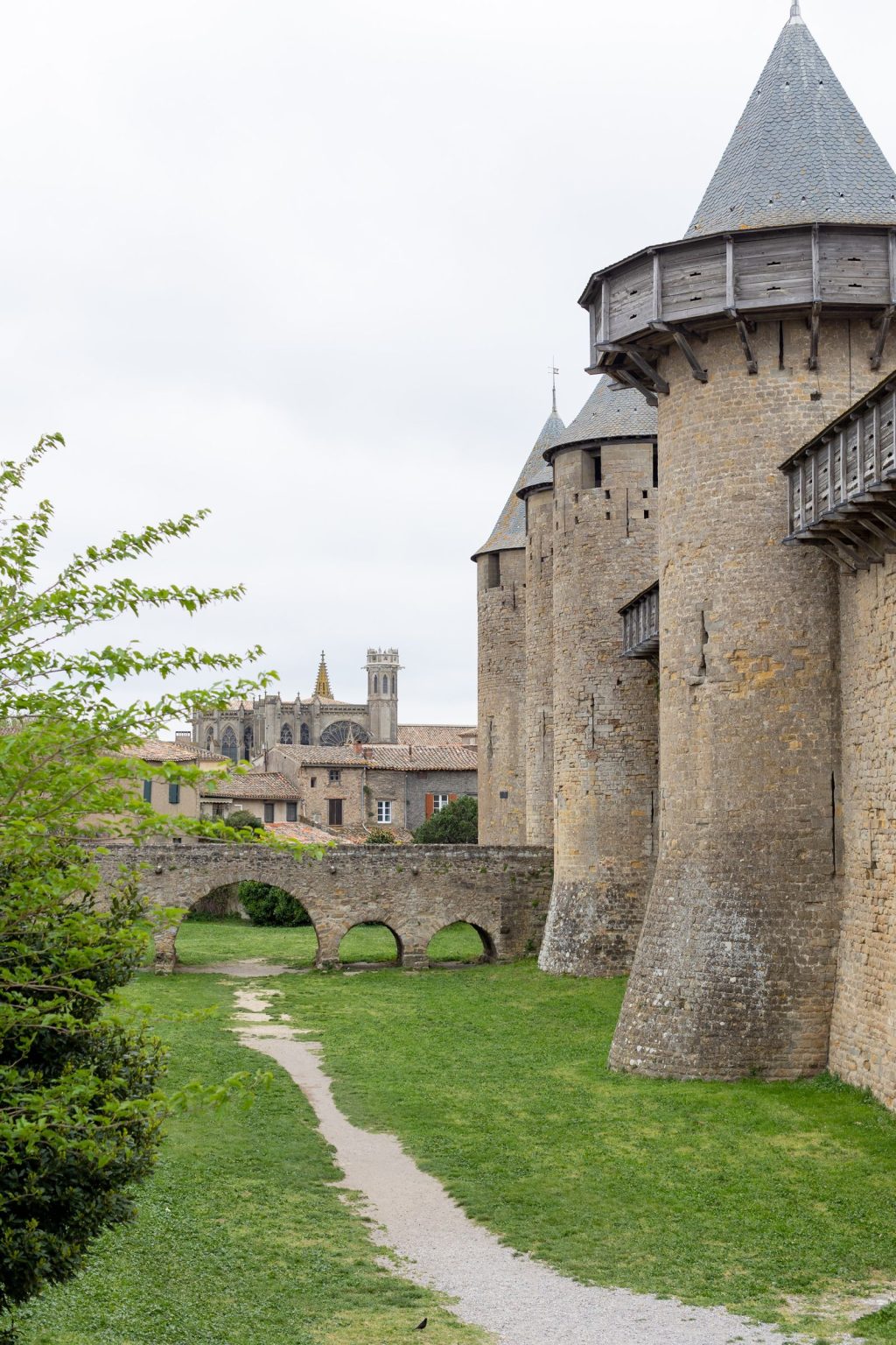 Château Saint Joseph FAM trip in the South of France: Carcassonne towers above the old bridge