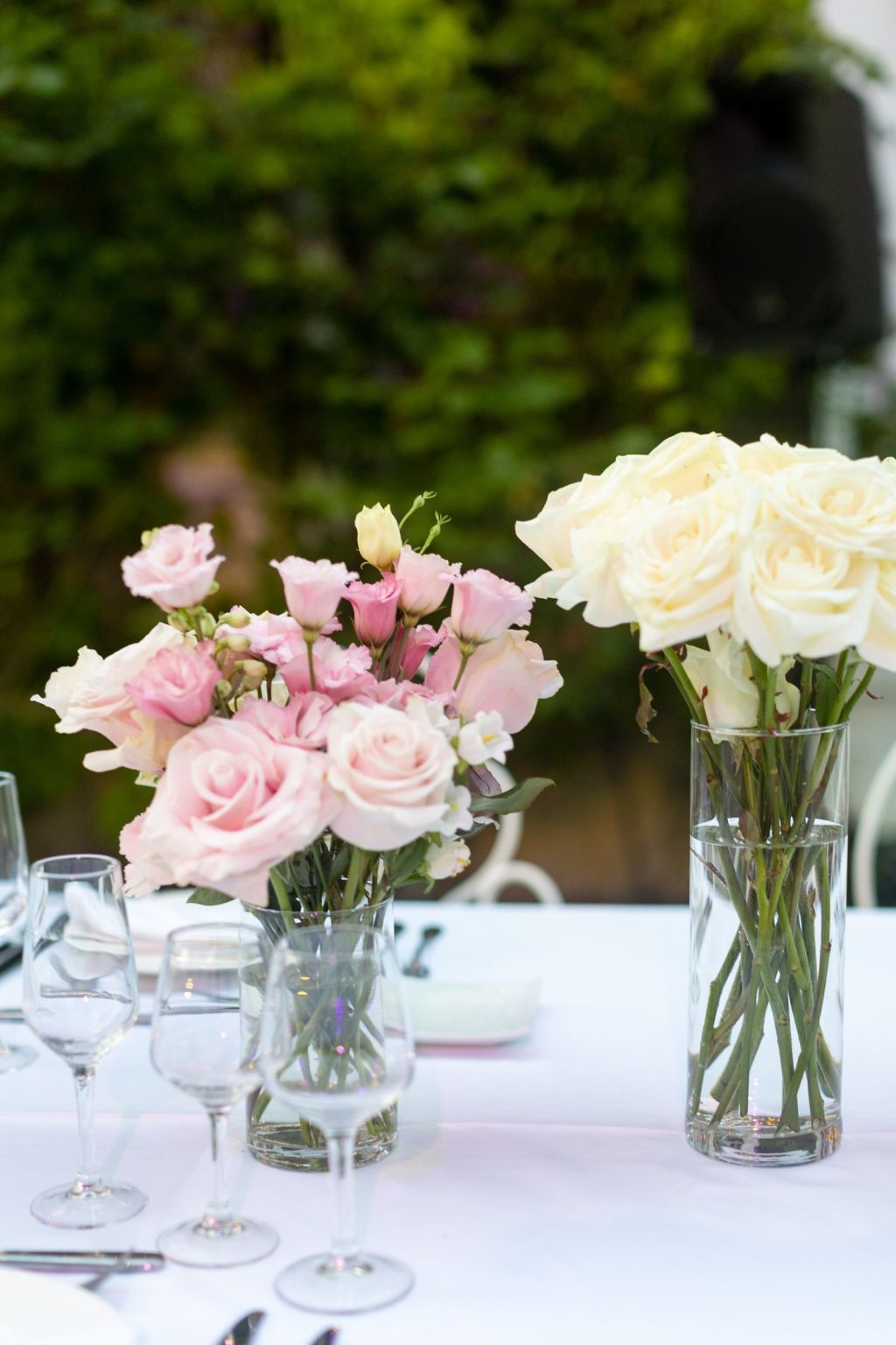 Château Saint Joseph FAM trip in the South of France: florals on the dinner table