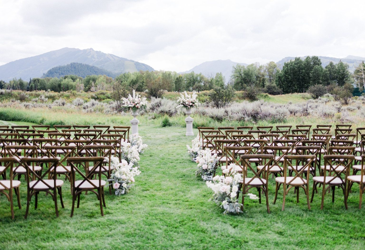 Elizabeth and Bloor's wedding in Aspen: the ceremony at Aspen Meadows Resort