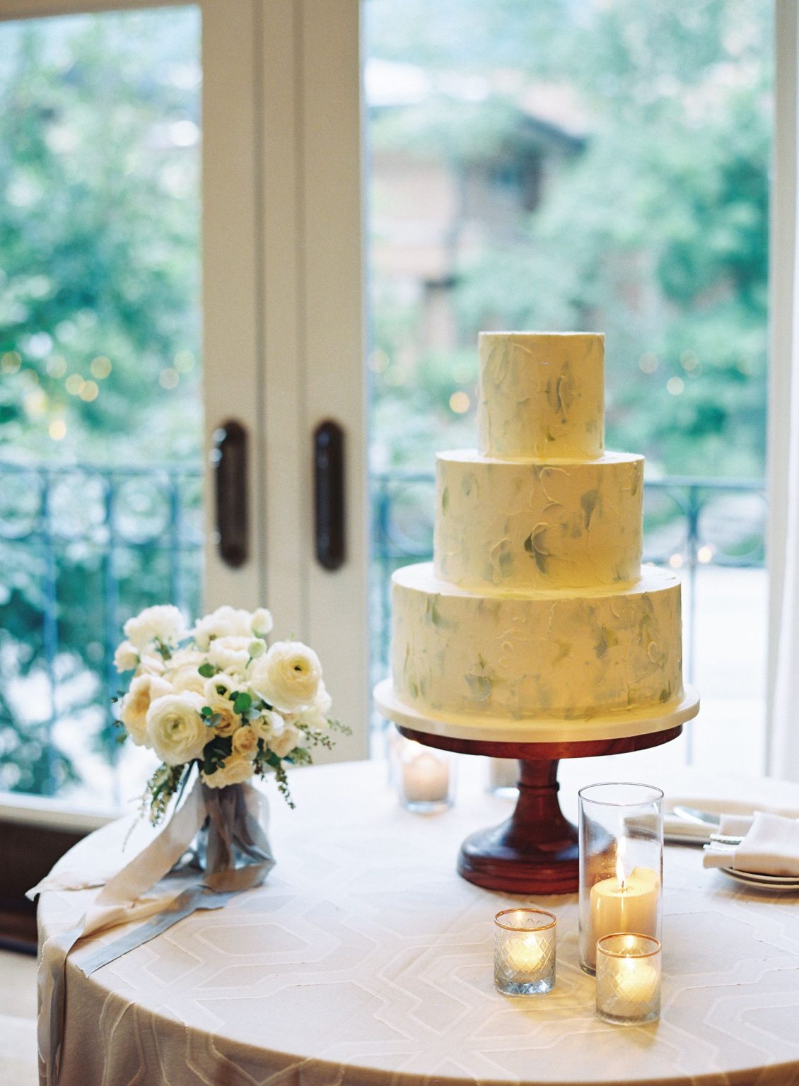 Elizabeth and Bloor's wedding in Aspen: the reception at Hotel Jerome