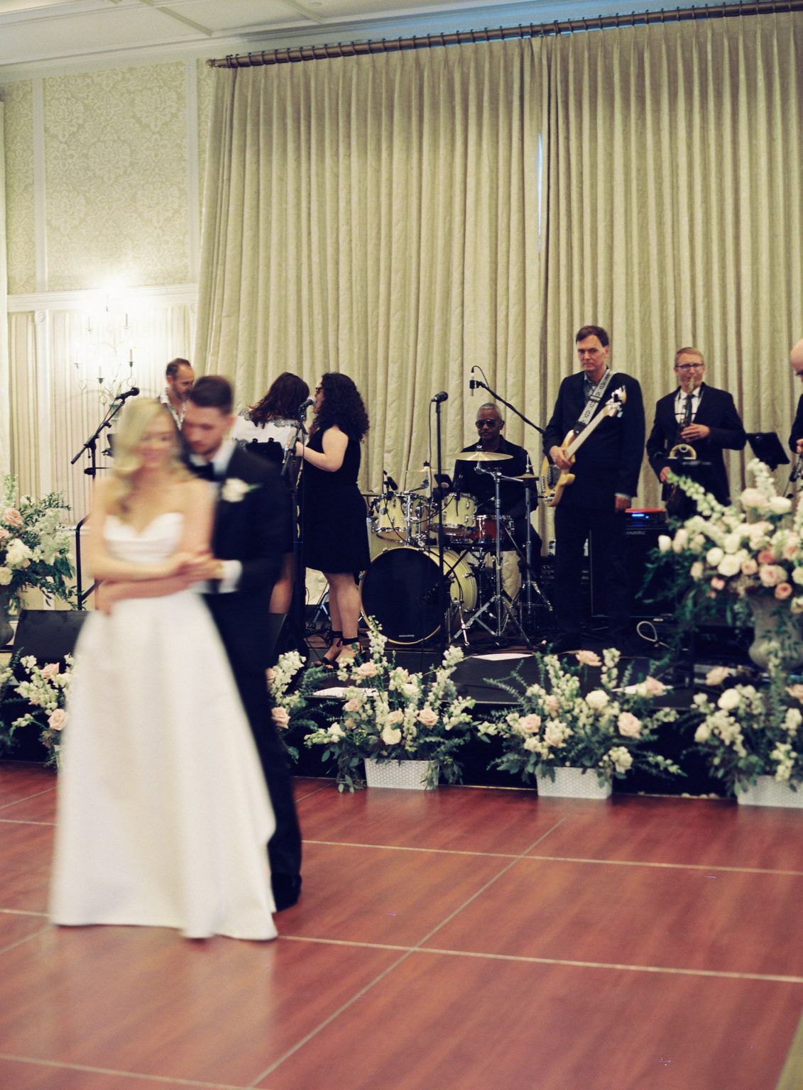 Elizabeth and Bloor's wedding in Aspen: the reception at Hotel Jerome