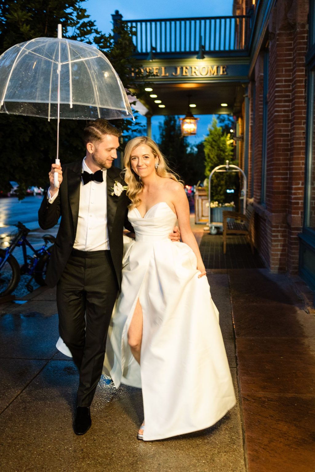 Elizabeth and Bloor's wedding in Aspen: the reception at Hotel Jerome