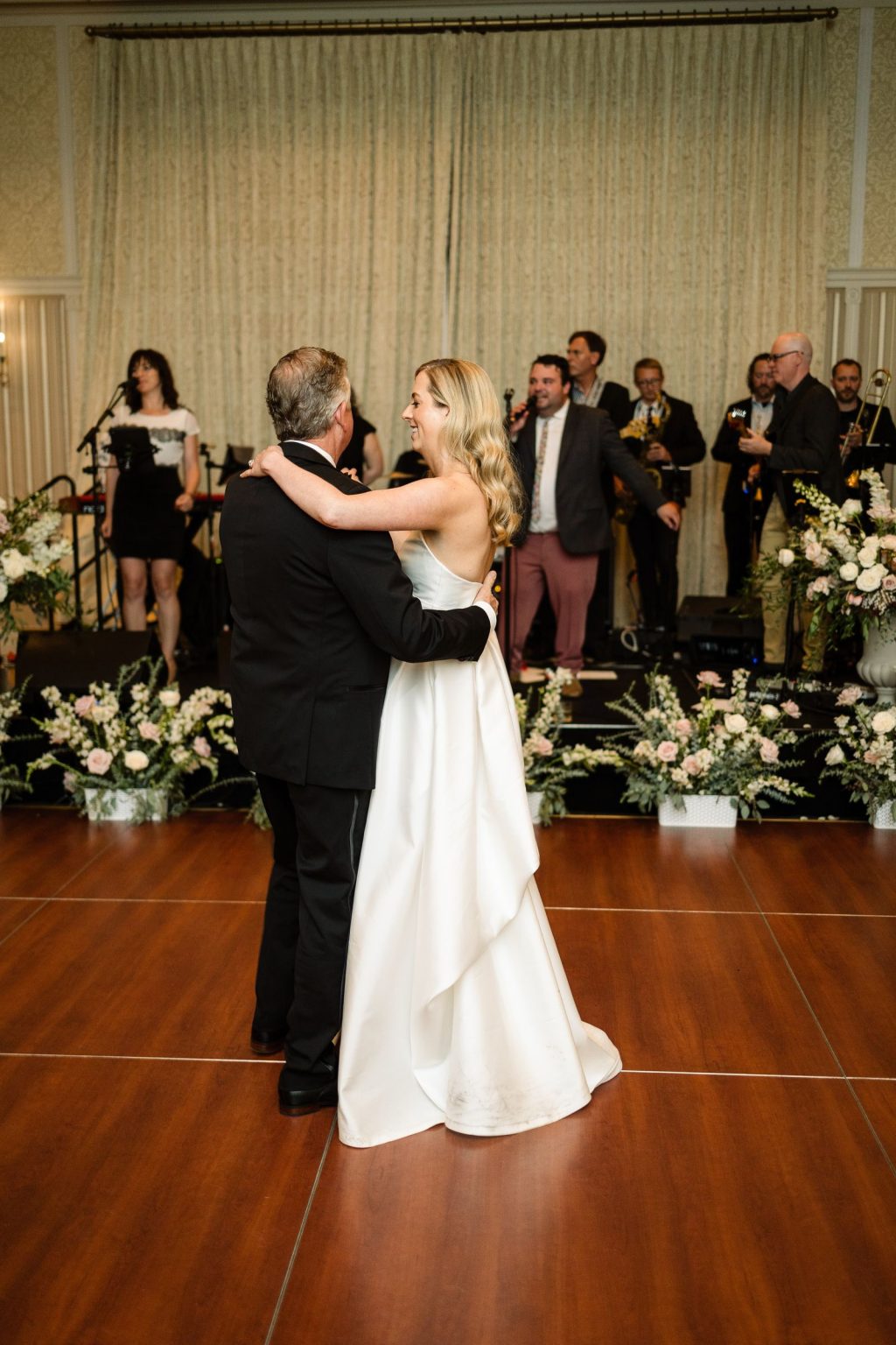 Elizabeth and Bloor's wedding in Aspen: the reception at Hotel Jerome