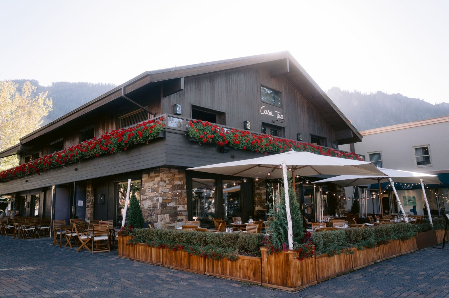 Addy & Nick's wedding at Hotel Jerome, Aspen: Casa Tua ready for the rehearsal dinner