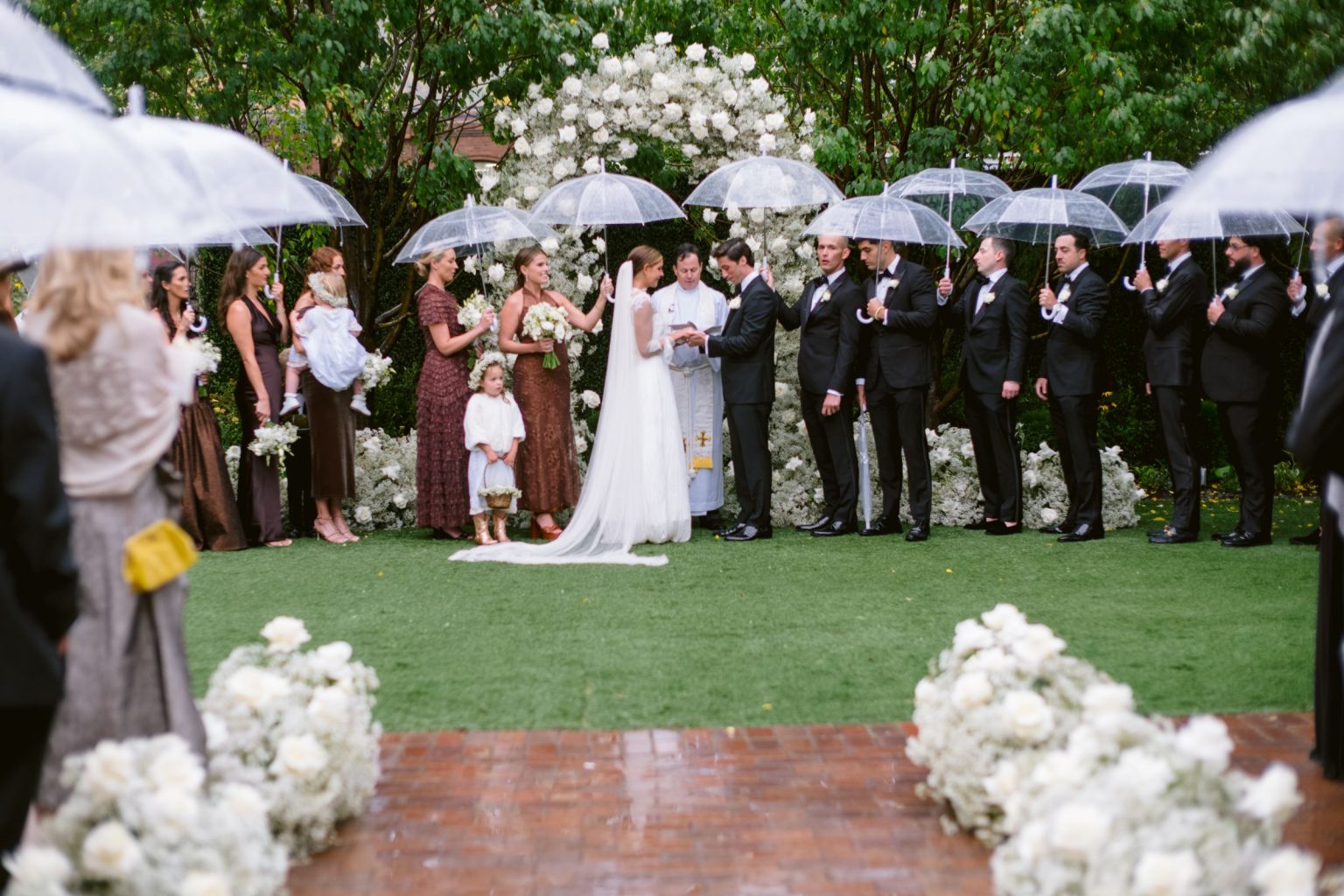 Addy & Nick's wedding at Hotel Jerome, Aspen: the ceremony in the Hotel Jerome courtyard