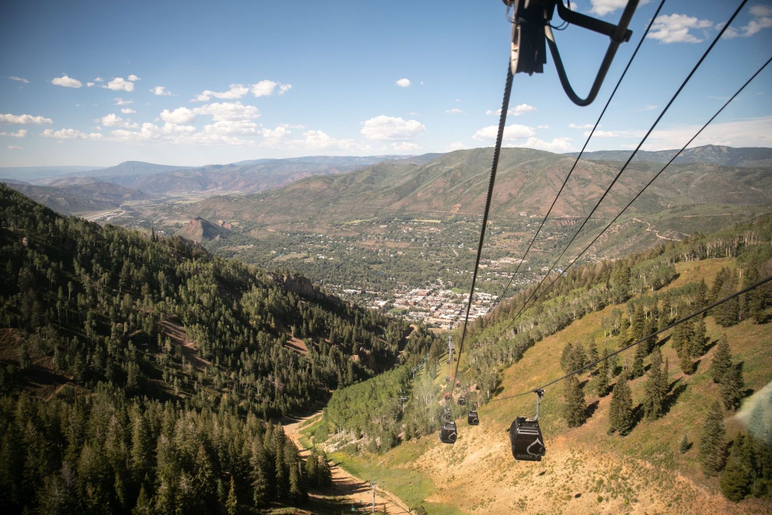 Meredith and JD's wedding at The Little Nell, Aspen: the ceremony on Aspen Mountain