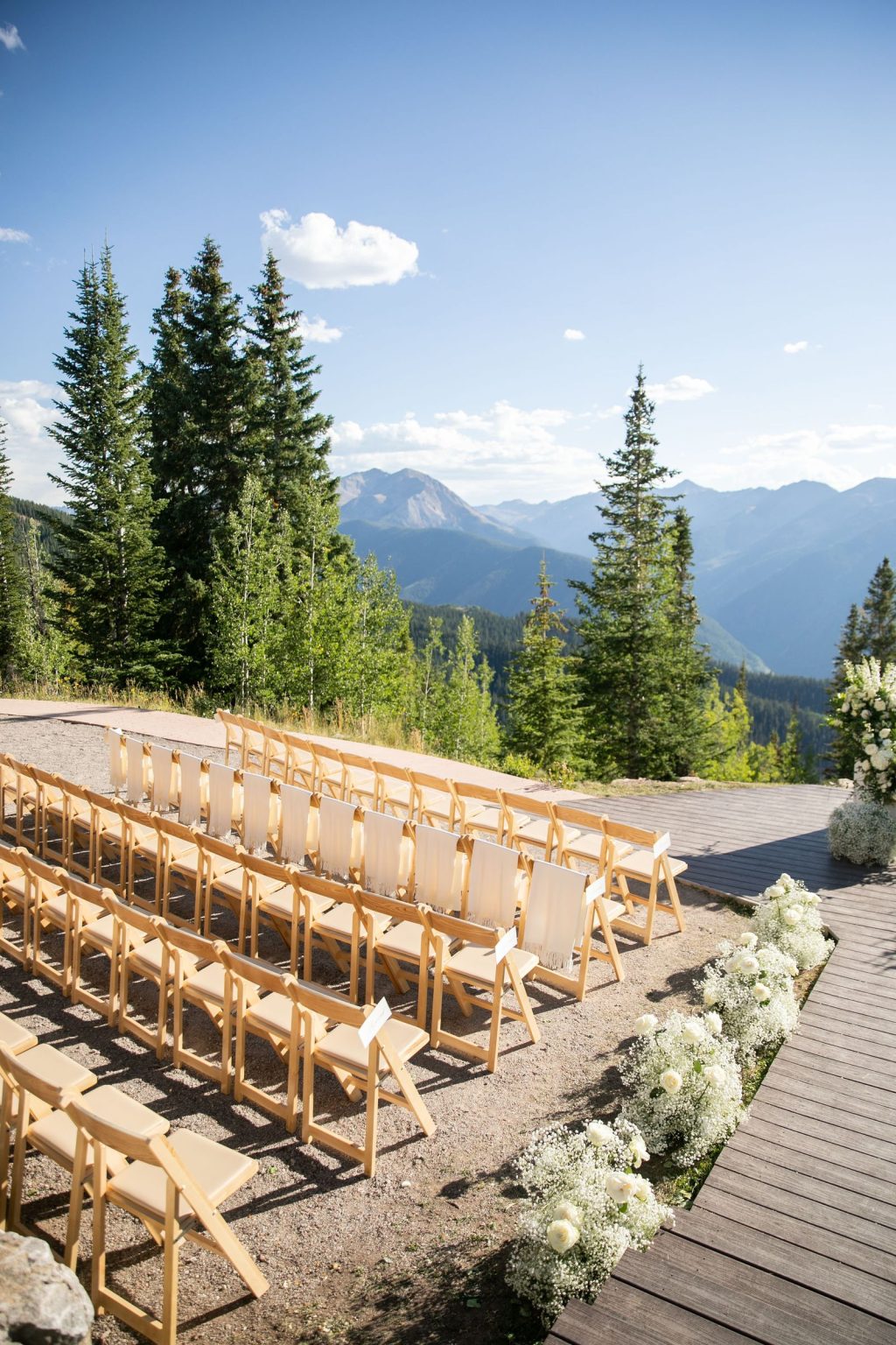 Meredith and JD's wedding at The Little Nell, Aspen: the ceremony on Aspen Mountain