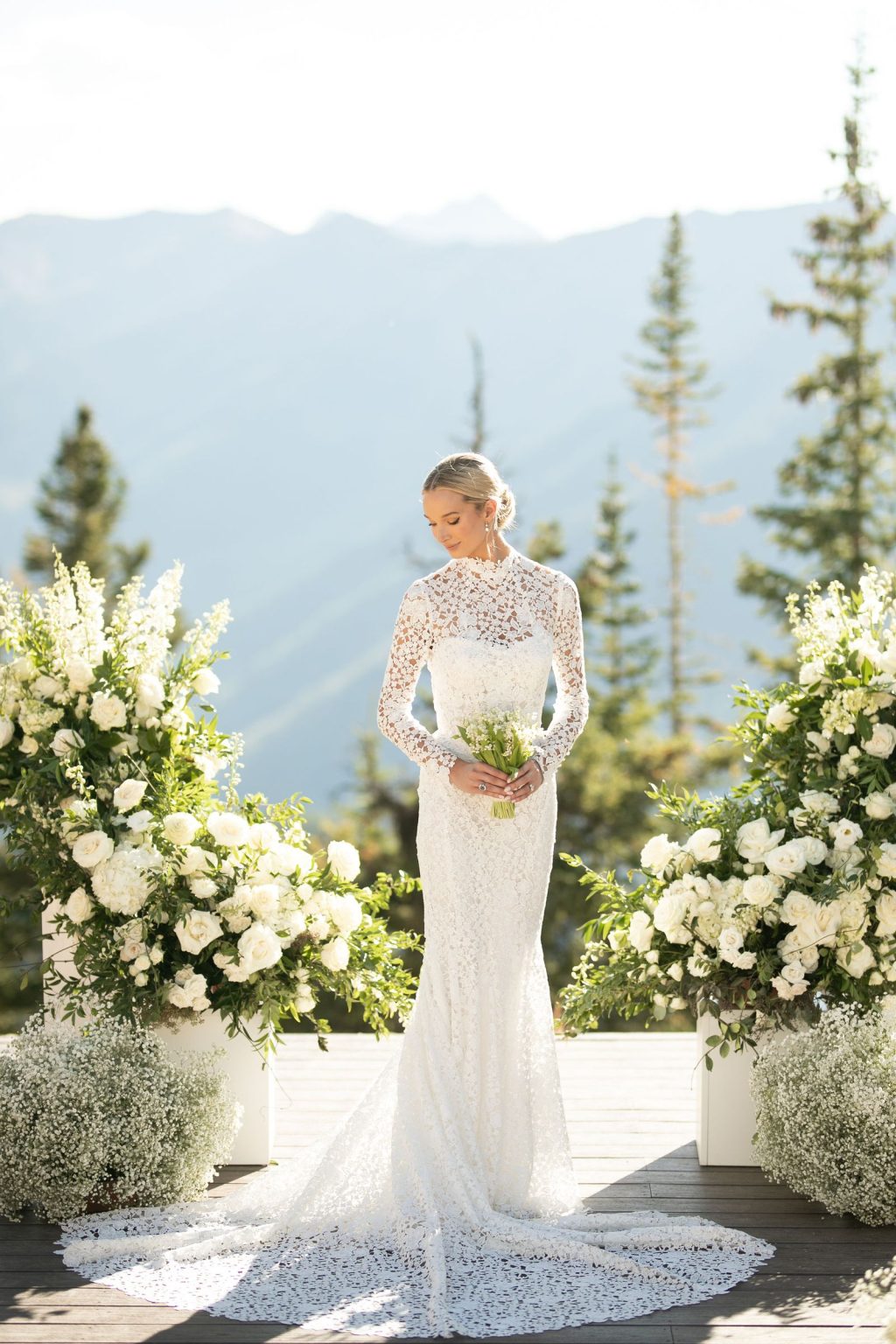 Meredith and JD's wedding at The Little Nell, Aspen: the ceremony on Aspen Mountain