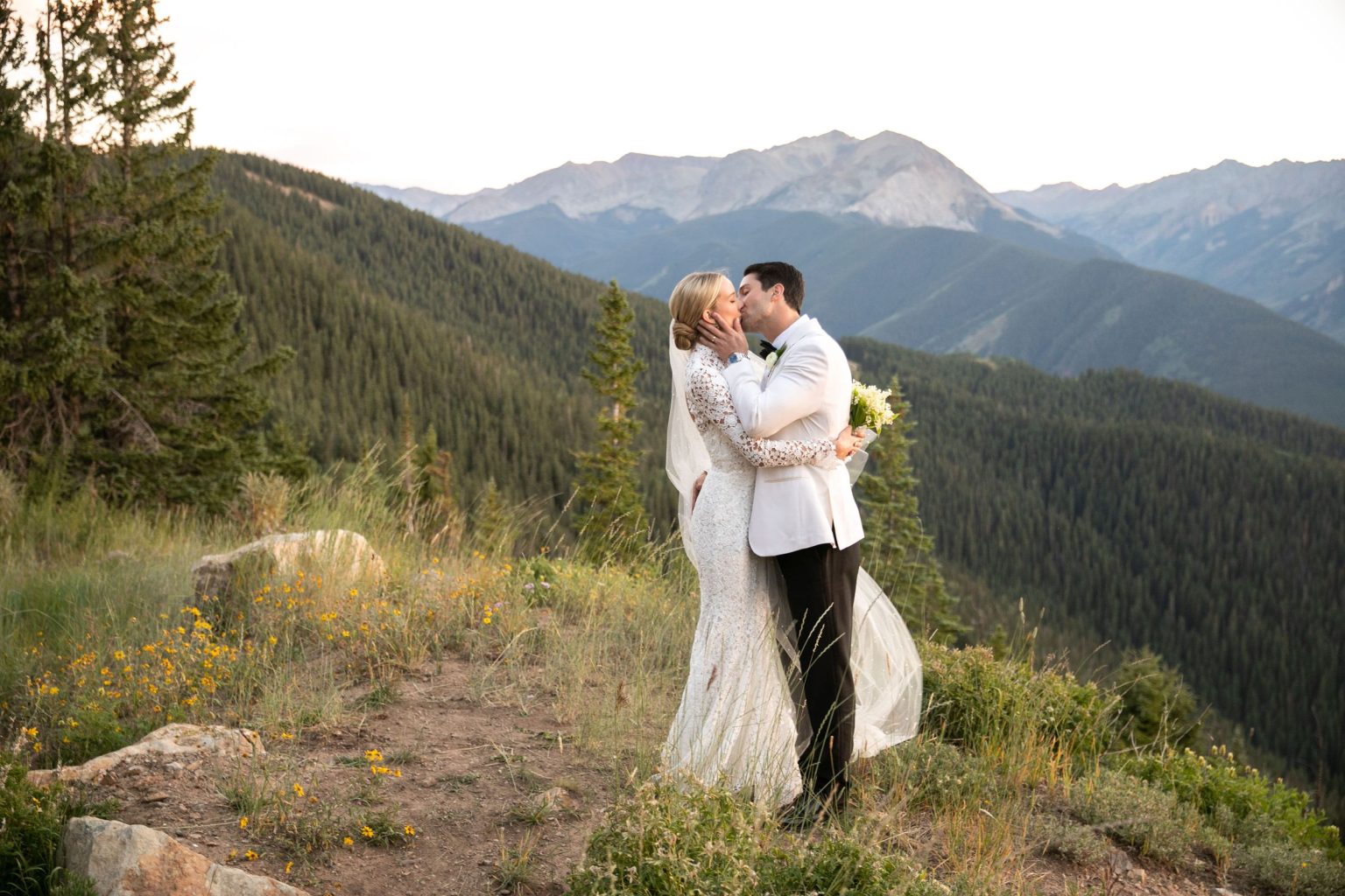 Meredith and JD's wedding at The Little Nell, Aspen: the reception at the Sundeck