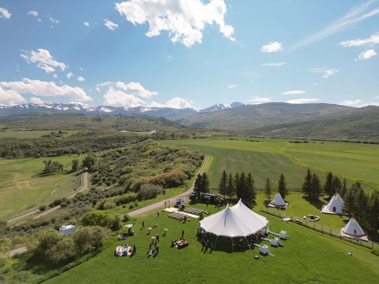 Clare and Kobe's McCabe Ranch wedding in Old Snowmass, Colorado: ceremony at Harry's Vista