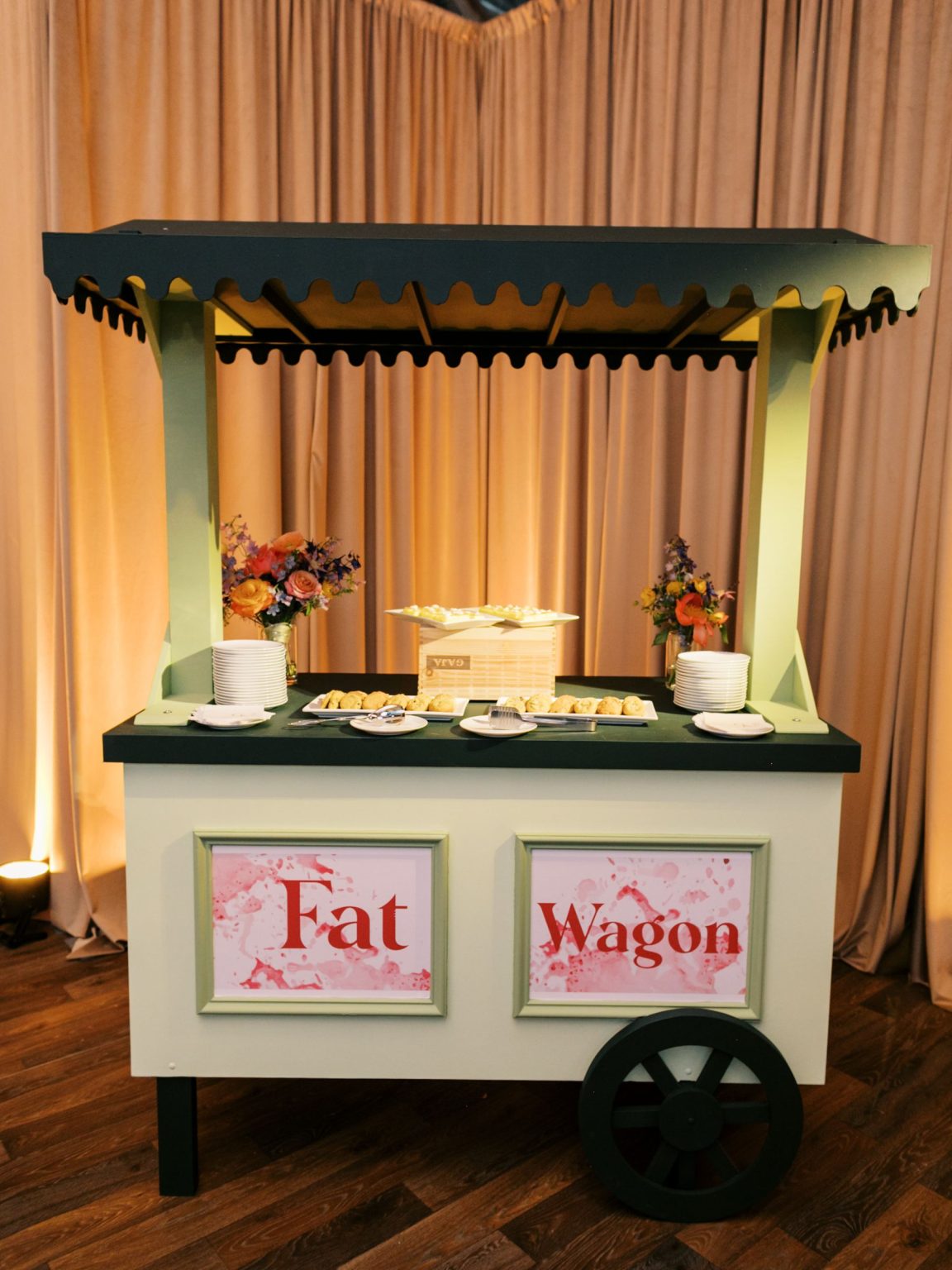 Clare and Kobe's McCabe Ranch wedding in Old Snowmass, Colorado: the Fat Wagon dessert cart