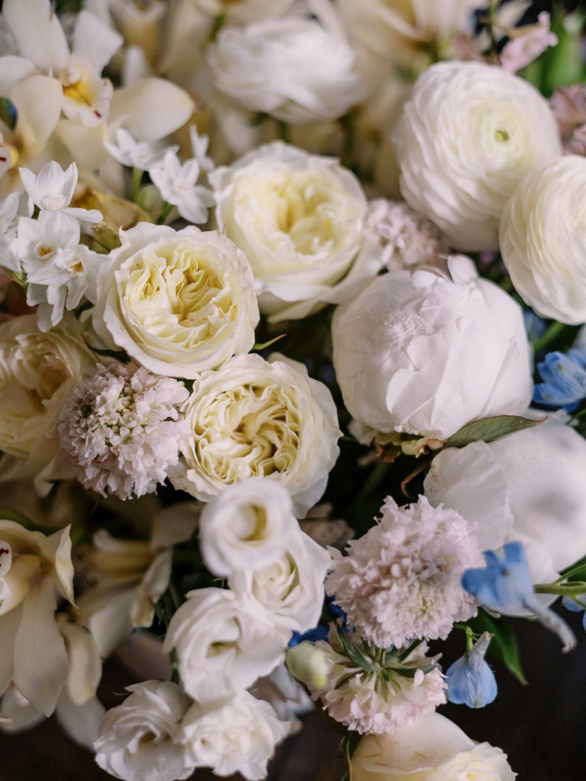 Marisa and Ashton's winter wedding at The St. Regis Aspen: getting ready