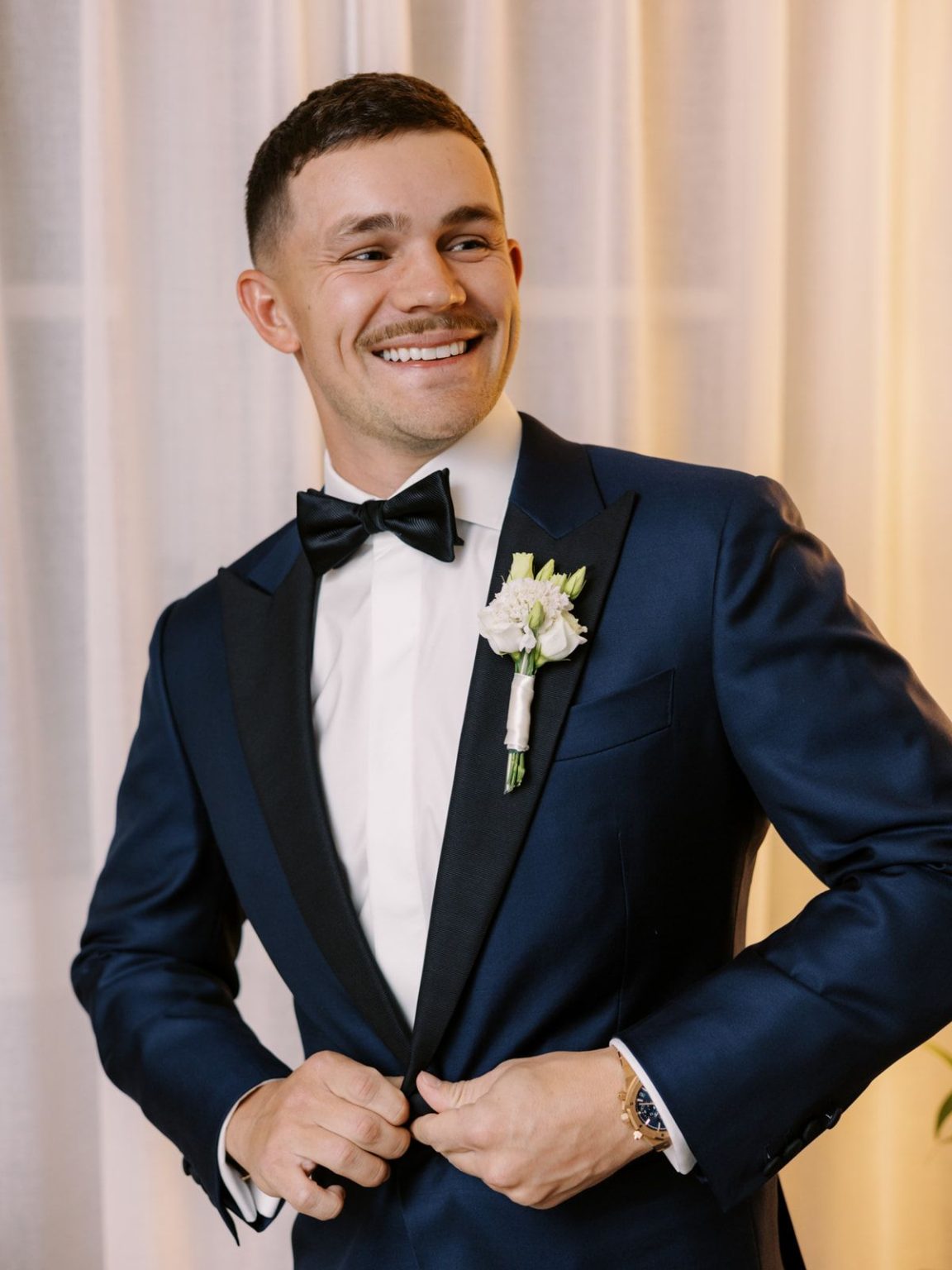 Marisa and Ashton's winter wedding at The St. Regis Aspen: portraits of the couple