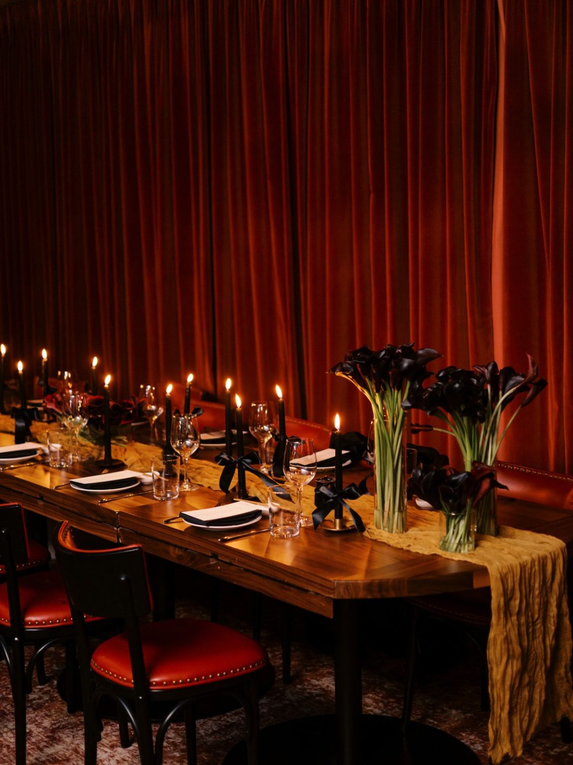Marisa and Ashton's winter wedding at The St. Regis Aspen: dinner in the Red Room at Catch Steakhouse