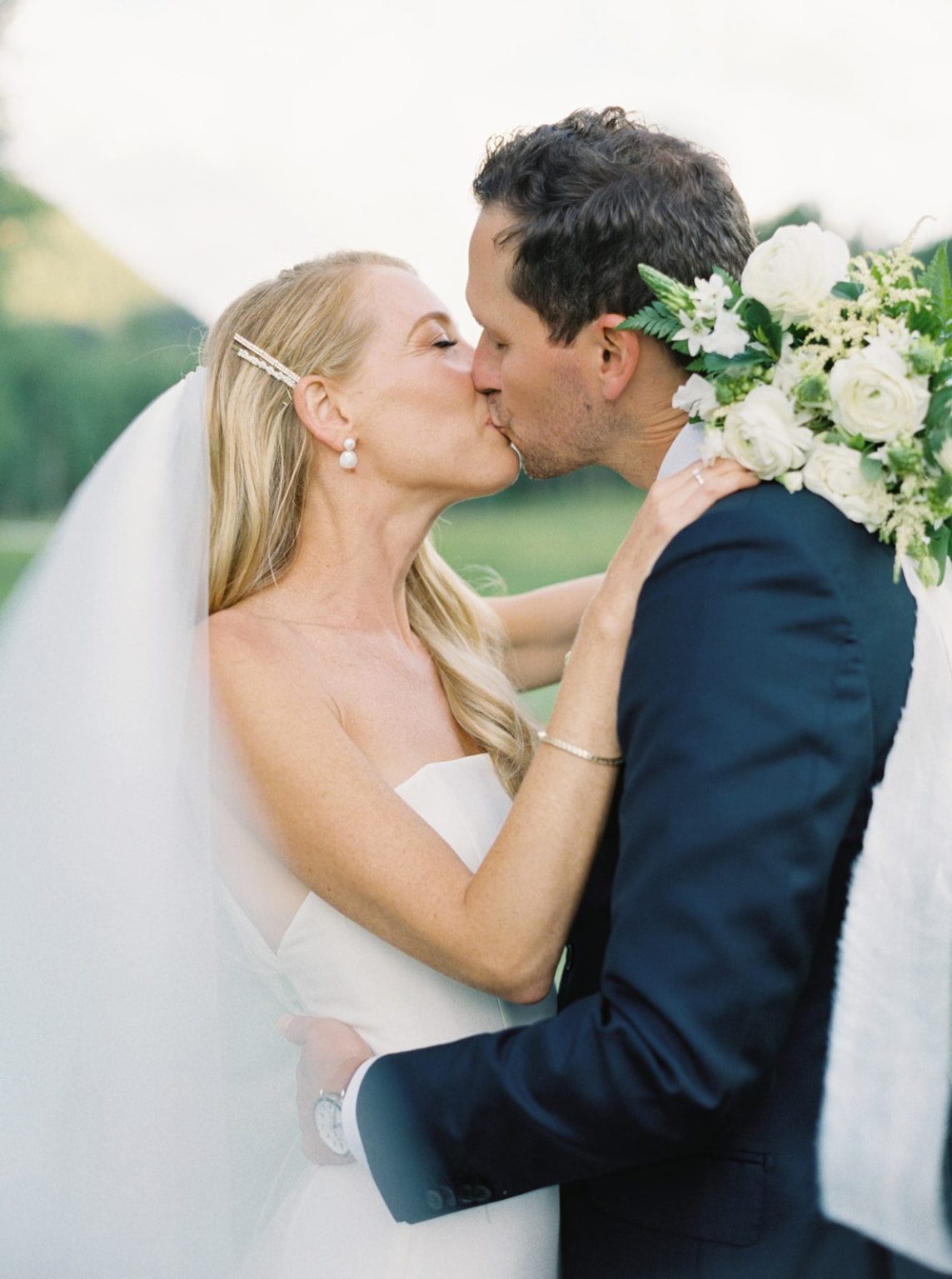 Meredith and Jason's wedding at T Lazy 7 Ranch, Aspen: the ceremony in the meadow