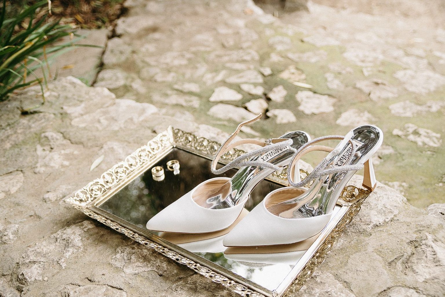Anna and Sully's wedding at Whispering Rose Ranch, Santa Ynez, California: getting ready and details