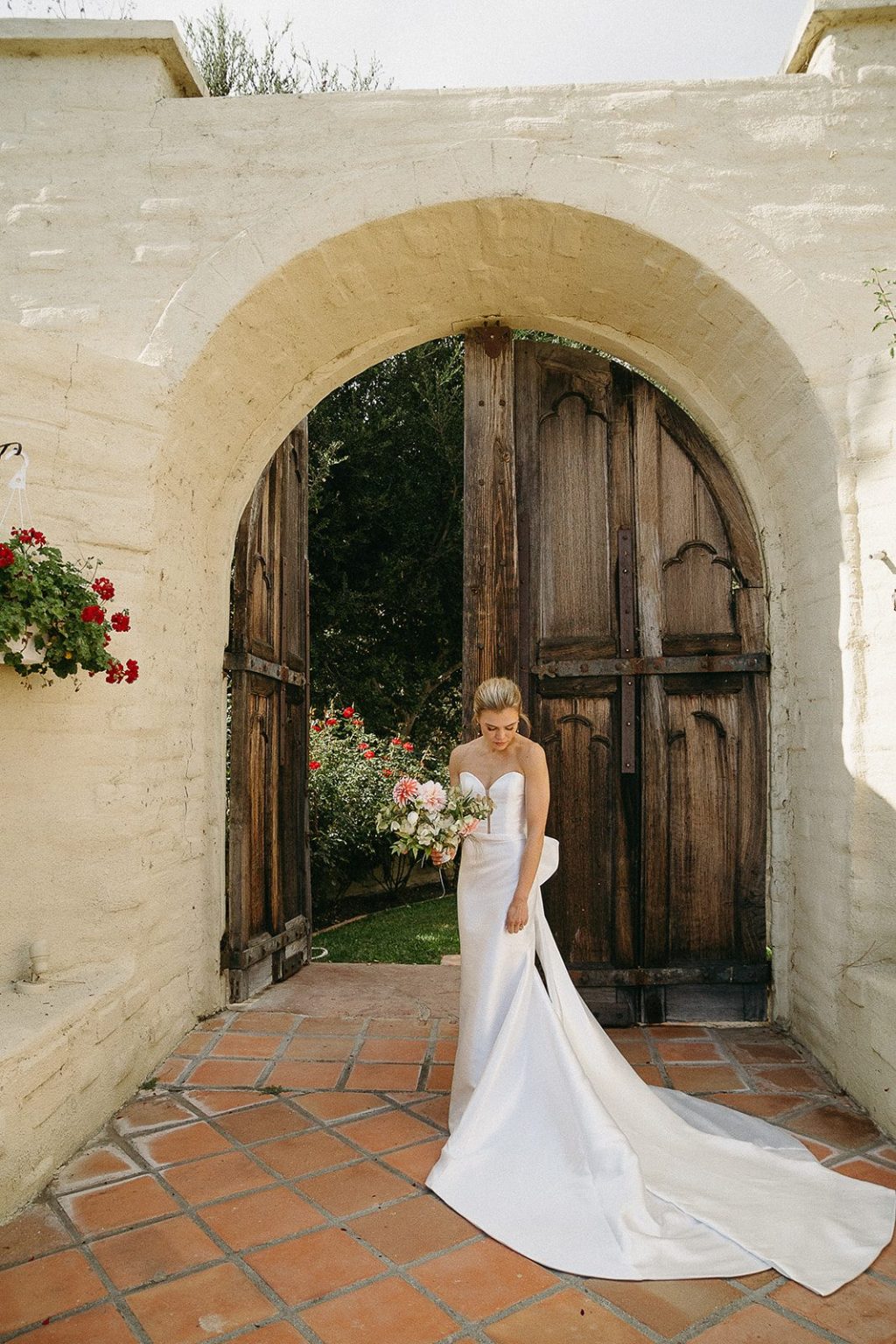 Anna and Sully's wedding at Whispering Rose Ranch, Santa Ynez, California: getting ready and details