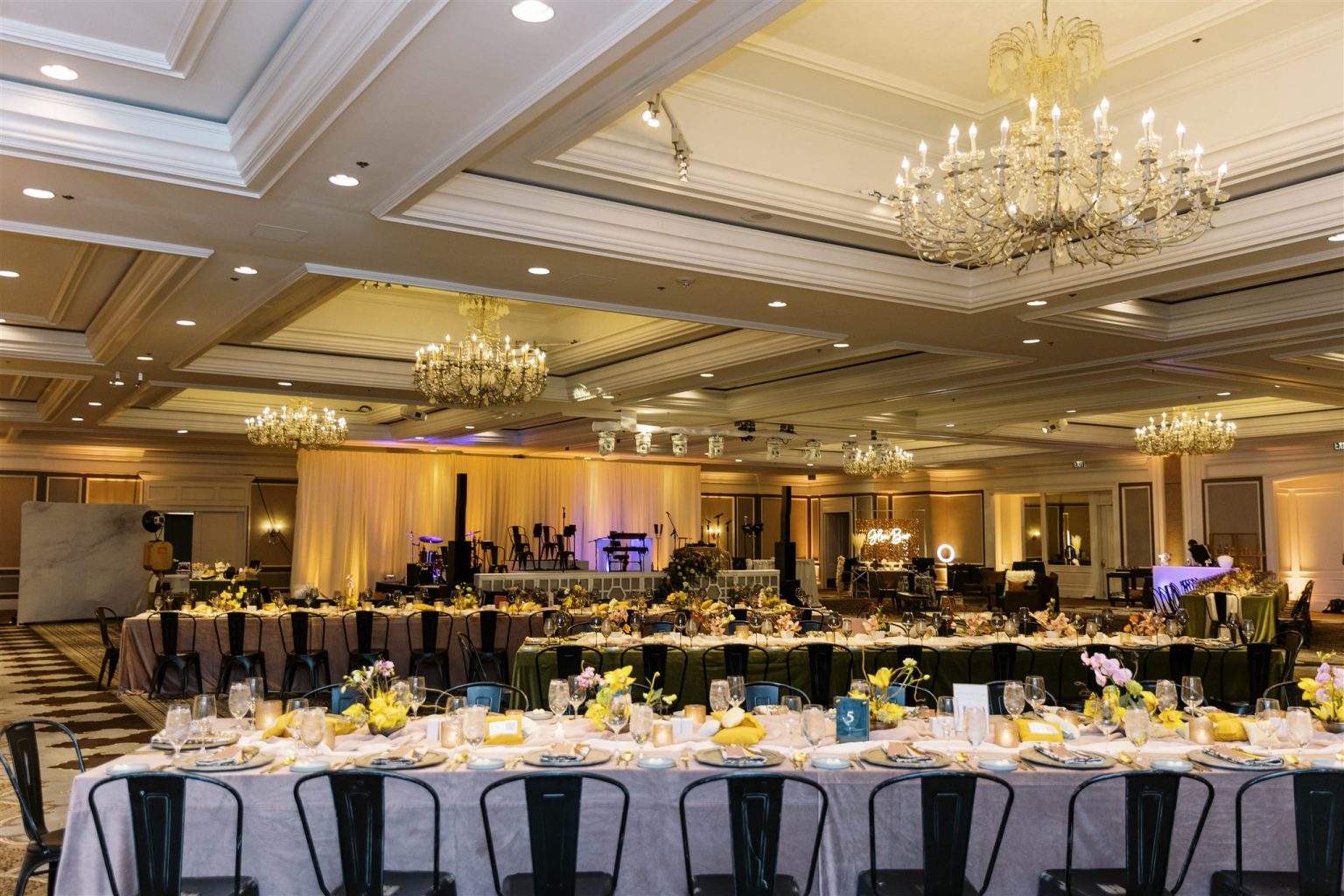 WIPA Colorado Gala in Aspen: the ballroom set for dinner